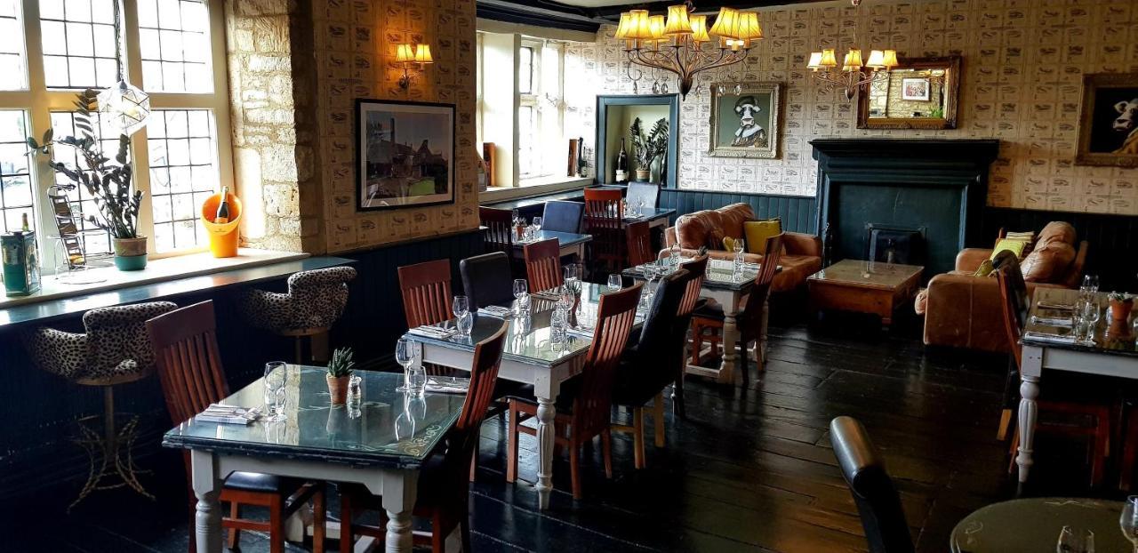 The Kings Arms Hotel Stow-on-the-Wold Eksteriør billede