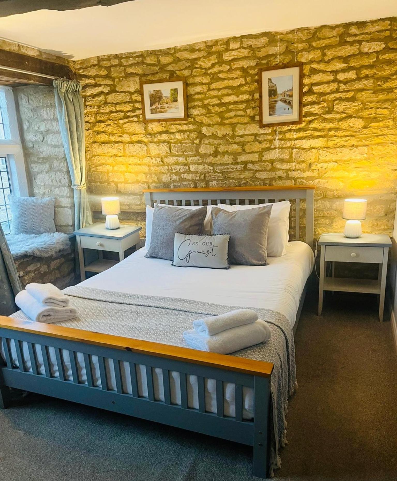 The Kings Arms Hotel Stow-on-the-Wold Eksteriør billede
